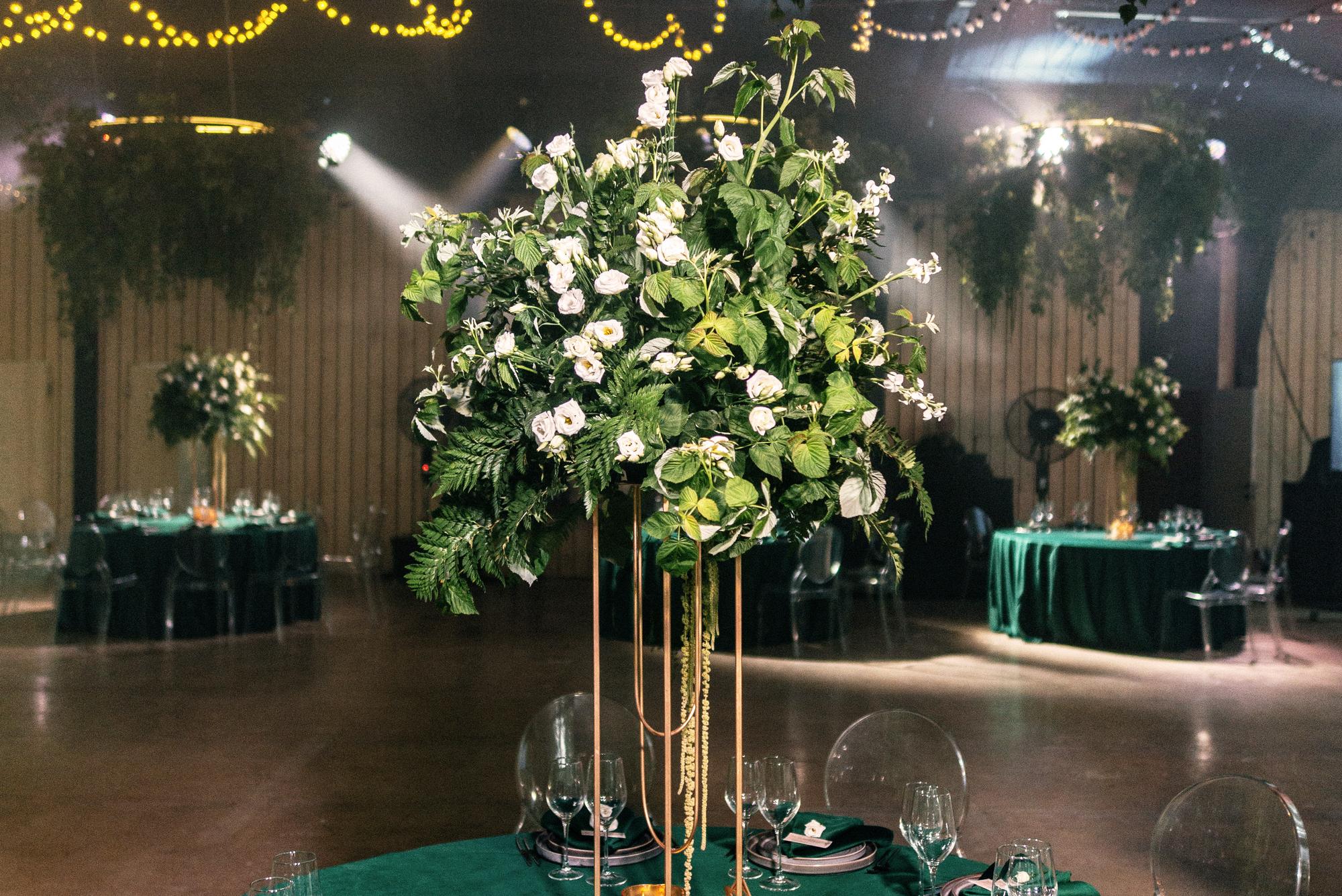 Композиция высокая "Green Wedding"