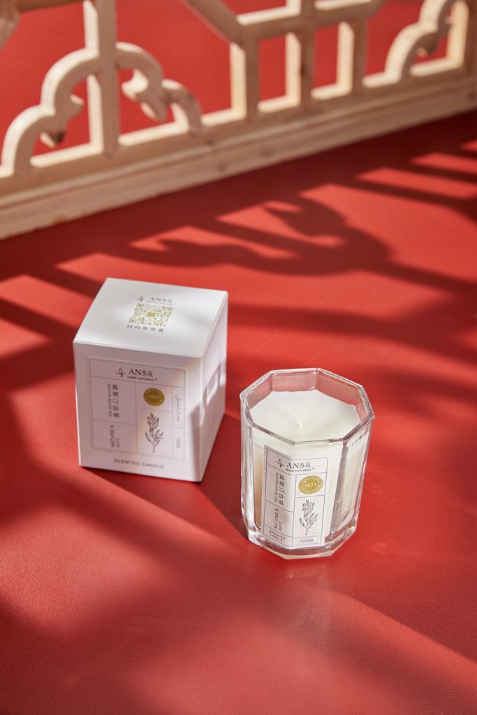 Арома свеча Китайские истории - Westin White Tea